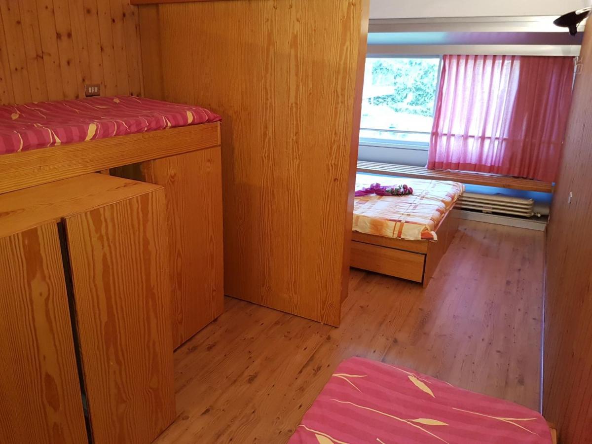 Res. Sole Alto Appartamenti Solandra Mezzana  Εξωτερικό φωτογραφία
