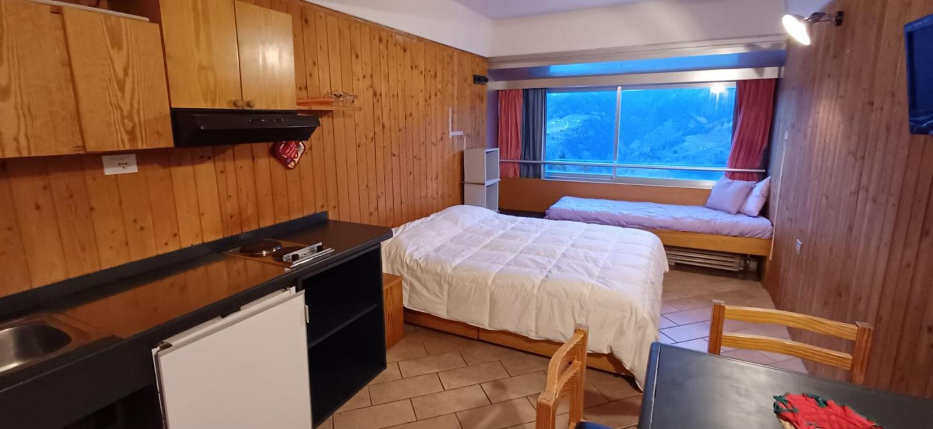 Res. Sole Alto Appartamenti Solandra Mezzana  Εξωτερικό φωτογραφία